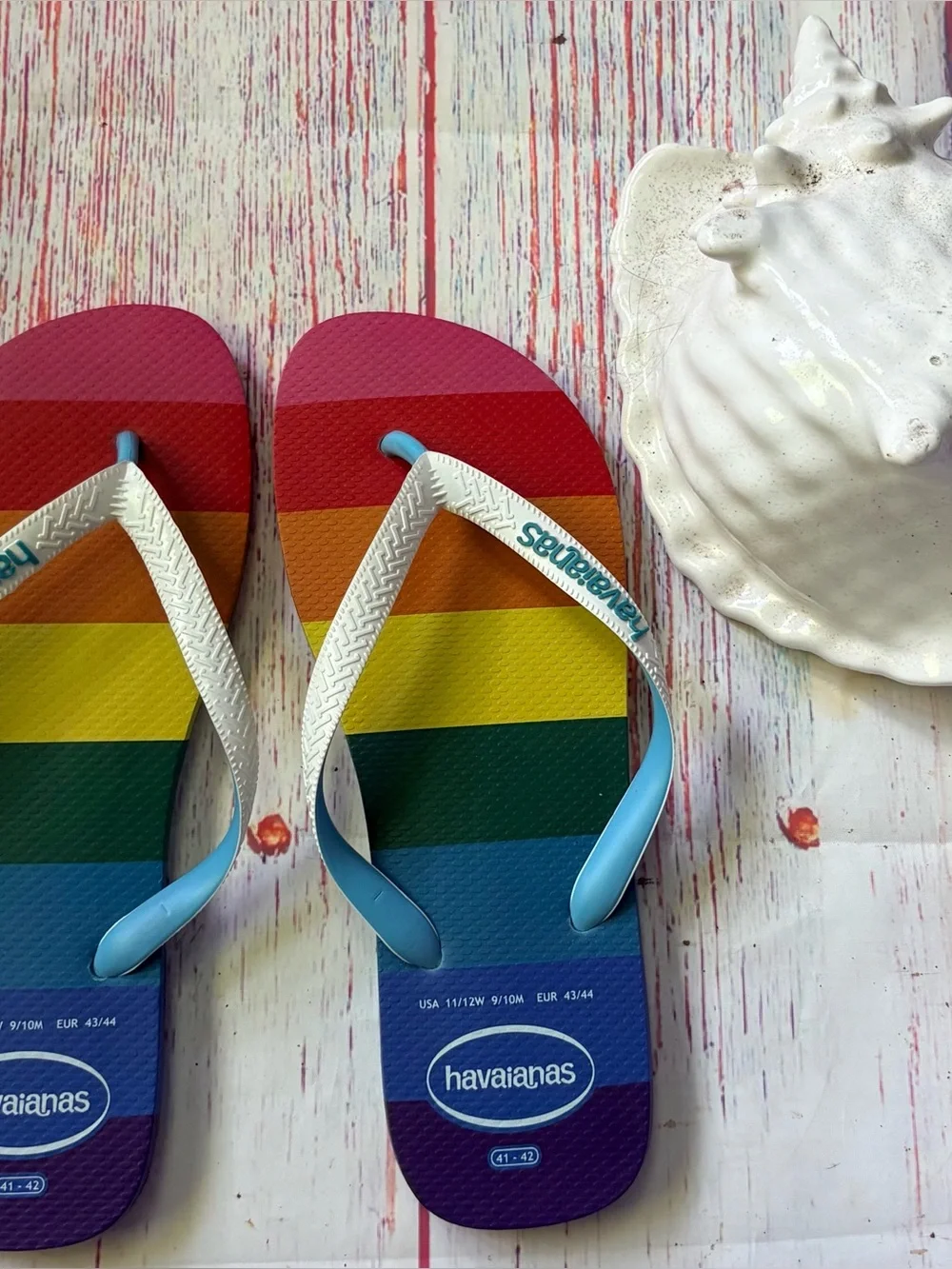 Havianas Top Pride Allover. Flip Flops. Size M 9/10 W 11/12.